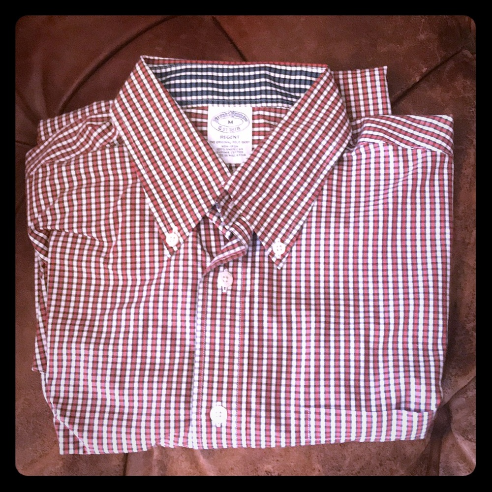 Men’s medium brooks brothers non-iron shirt